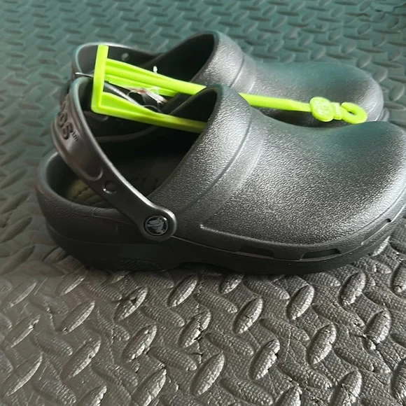 CROCS Black Slippers with Rotating Heel Strap - Picture 3 of 3